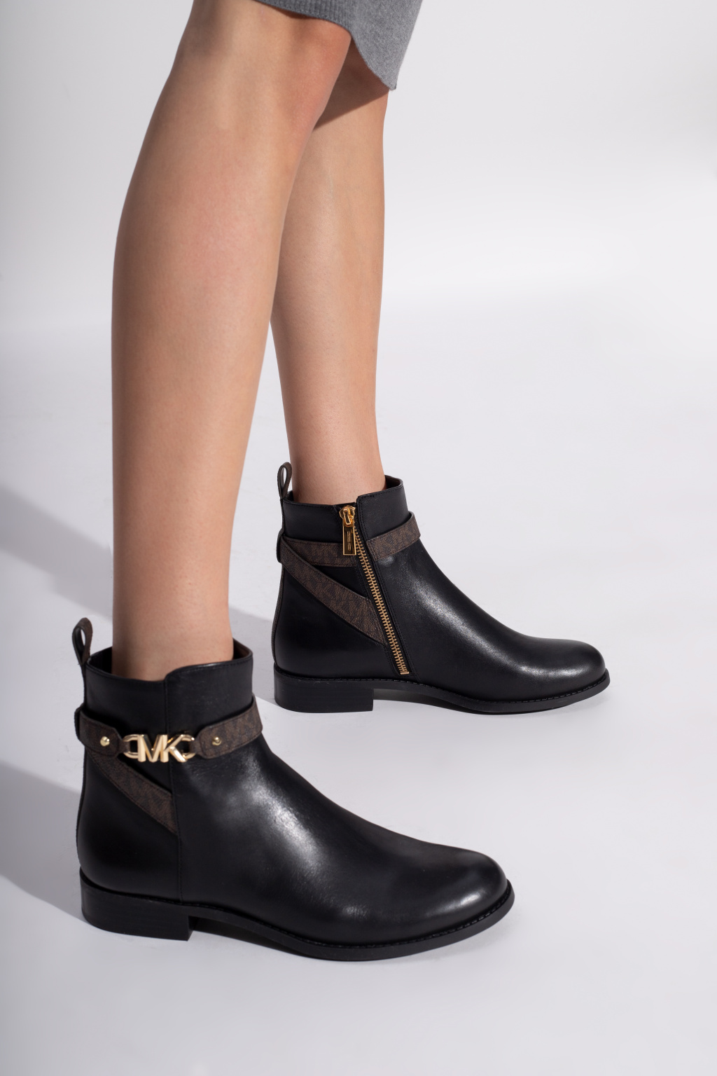 Michael kors best sale vicky boots